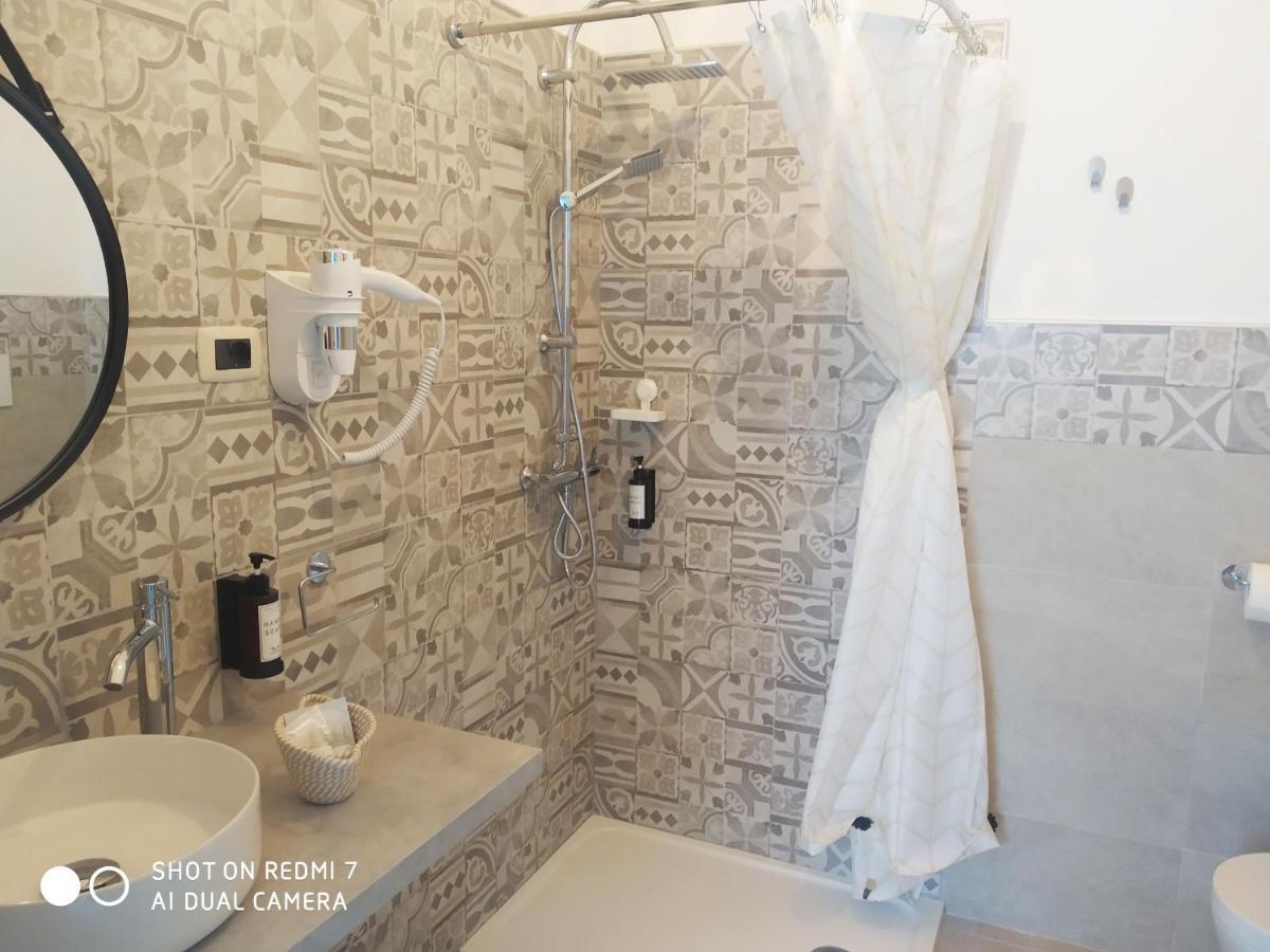 Aurisa Apartment Bari Luaran gambar