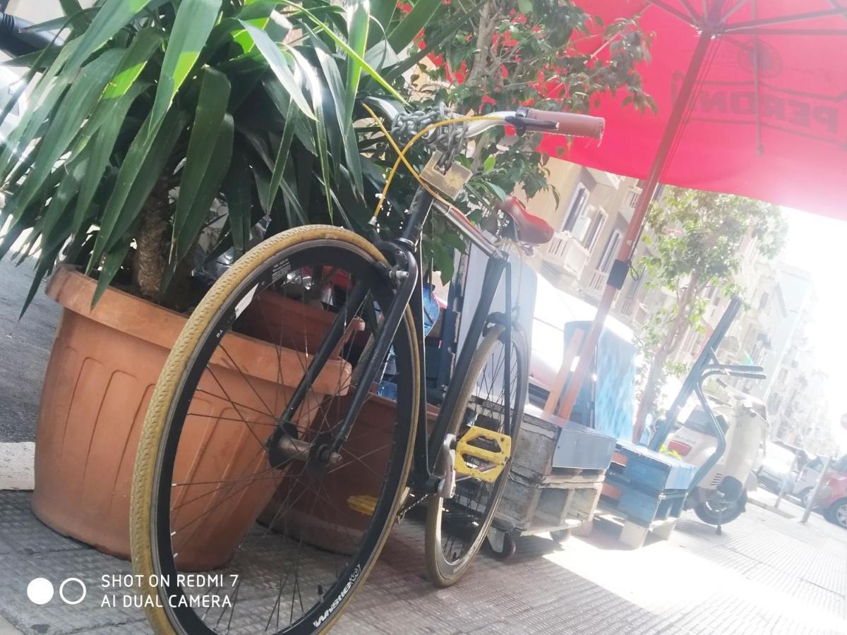 Aurisa Apartment Bari Luaran gambar