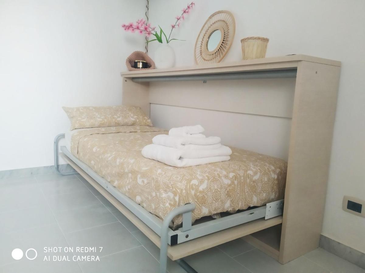 Aurisa Apartment Bari Luaran gambar