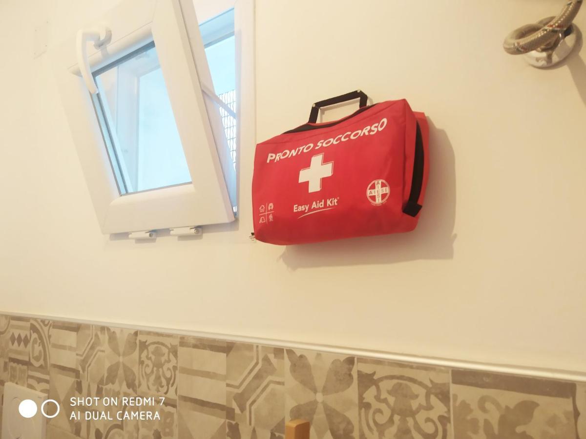 Aurisa Apartment Bari Luaran gambar